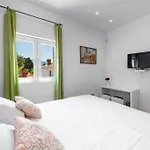 Teora Villa Mlini