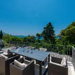 Villa Teora *